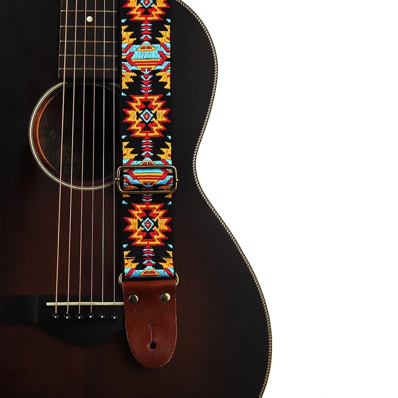 Correa con diseño étnico con un toque de África