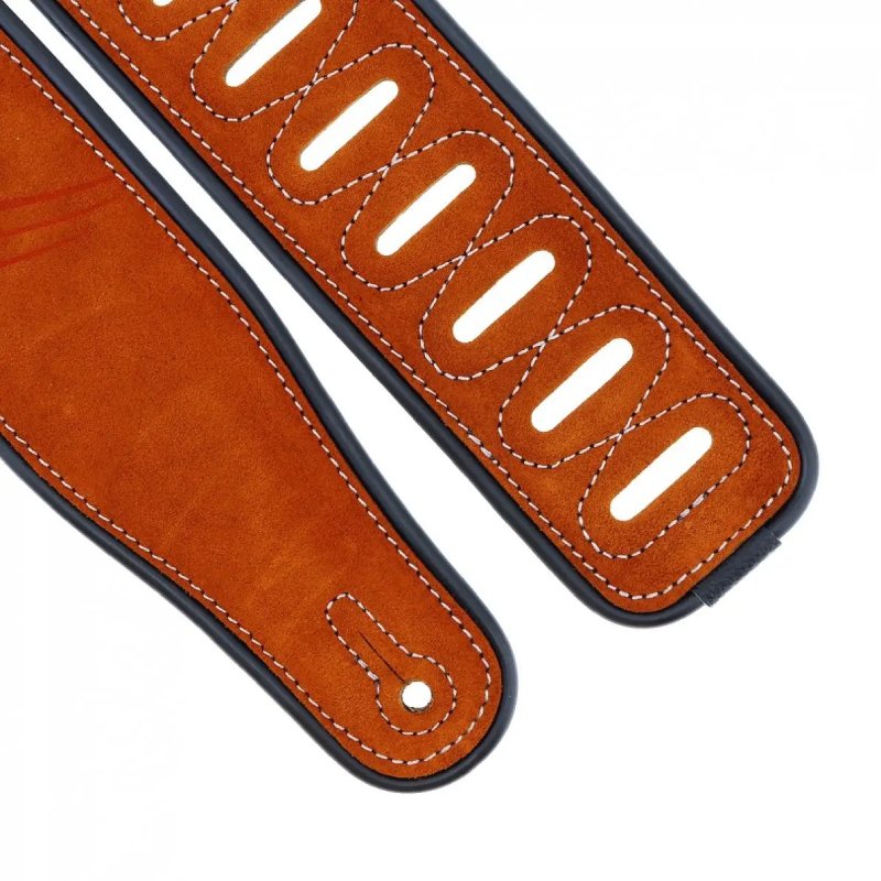 Detalles de correa de guitarra en ante beige con motivo de notas musicales