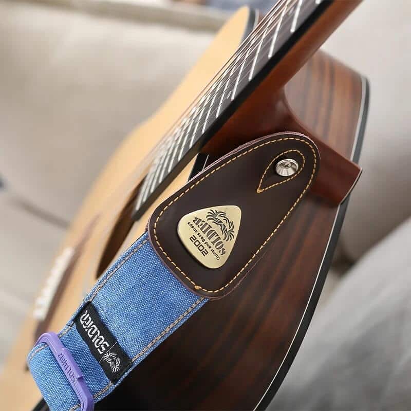 Correa de guitarra de jeans denim con extremos de cuero
