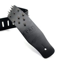 Correa de guitarra de cuero con tachuelas cónicas para metal extremo