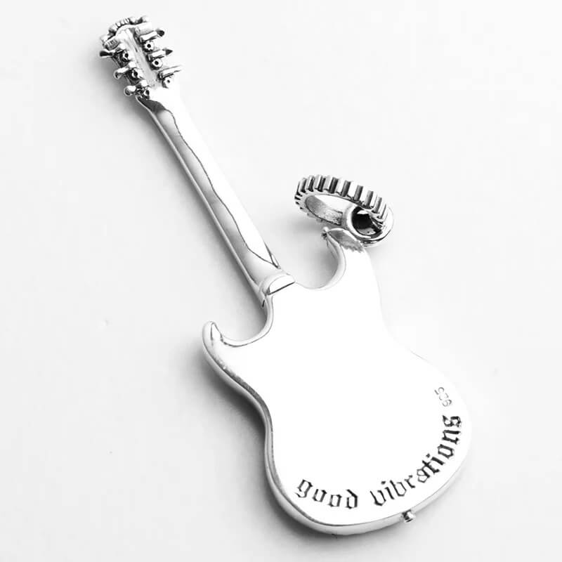 vista trasera del colgante de guitarra rock en plata 925 auténtica
