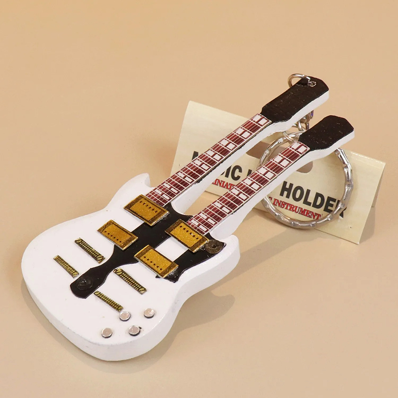 Llavero de guitarra eléctrica de doble mástil de color blanco