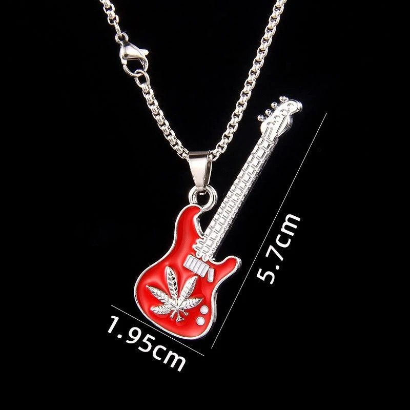 Dimensiones de Colgante de Guitarra Rock Roja con Hoja de Cannabis
