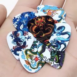 Lote de 10 púas de guitarra con motivos de dragón