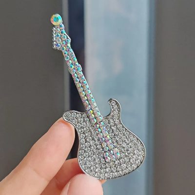 Broche de Guitarra Eléctrica Vintage con Estrás Modelo 4