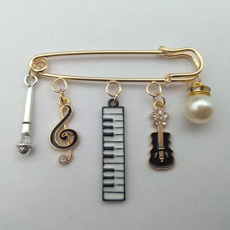 Broche Esmaltada de Guitarra, Teclado, Nota Musical, Micrófono y Perla - 3 Colores - Color Negro