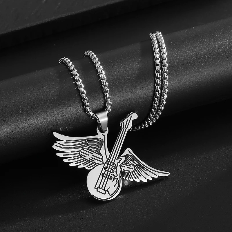 vista completa del Colgante de Guitarra con Ala de Ángel