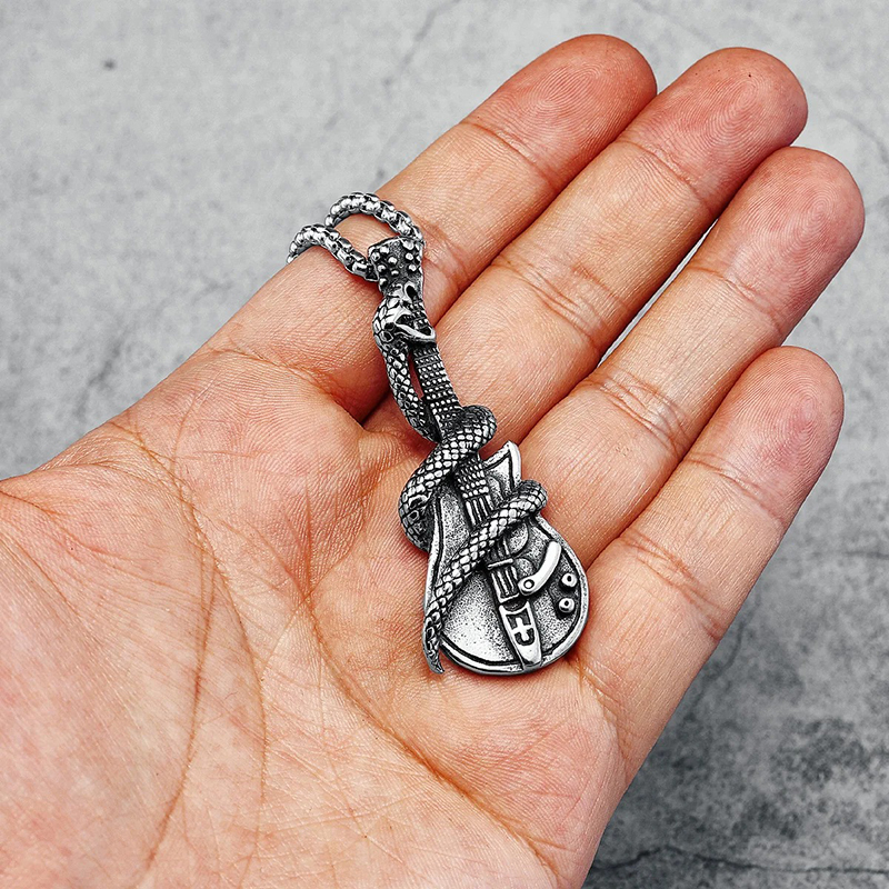 Detalles del Colgante de Guitarra Heavy Metal Rock con una Guitarra Envuelta por una Serpiente
