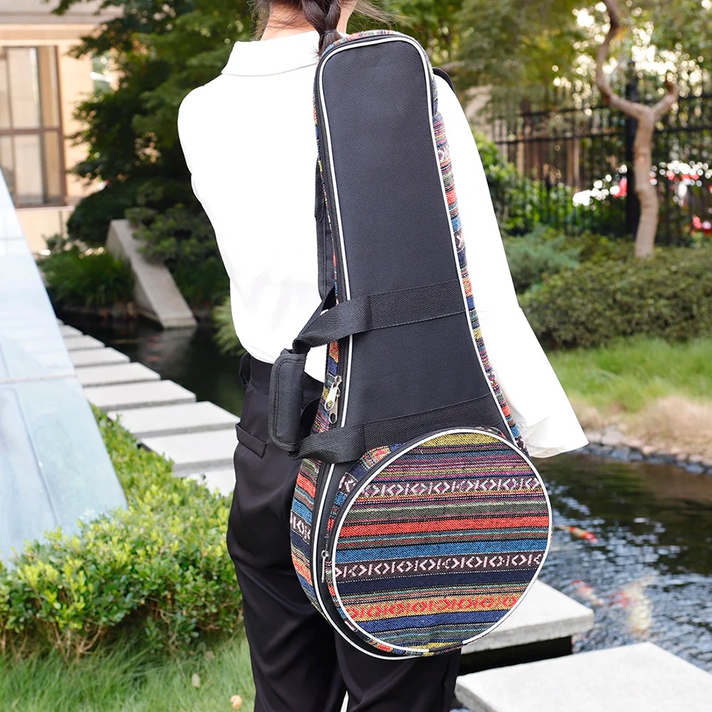 Uso de la Funda de Mandolina para Viaje de Estilo Bohemio