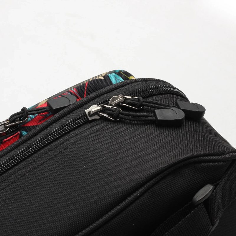 Vista del cierre de la funda de Ukulele 'Jungla Vibrante