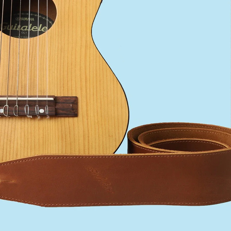 Correa de Guitarra de Cuero con Diseño Completo de Flores de Elegancia Clásica