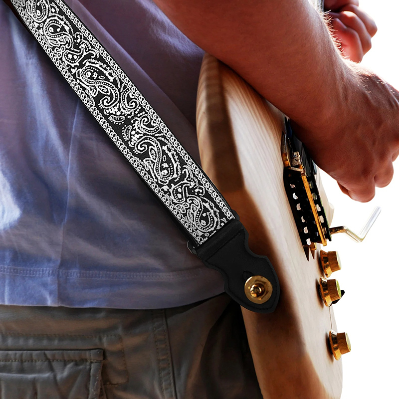Vista trasera de la correa de guitarra Rock 'Elegancia Paisley Negro