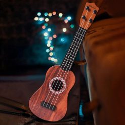 Vista detallada de un ukelele para niños