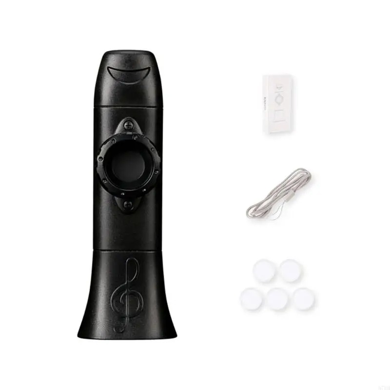 Músico de Kazoo Soplando Lúdicamente Color Multicolor sobre Fondo Negro
