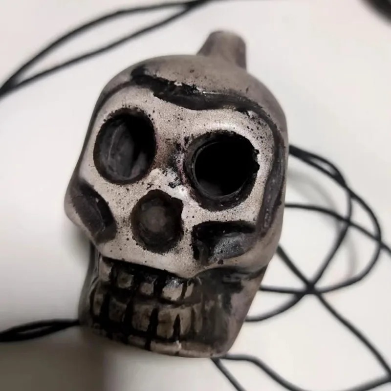 Ocarina Cráneo Humano Silbato de la Risa Macabra