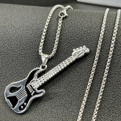 Magnífico Collar de Guitarra Shred