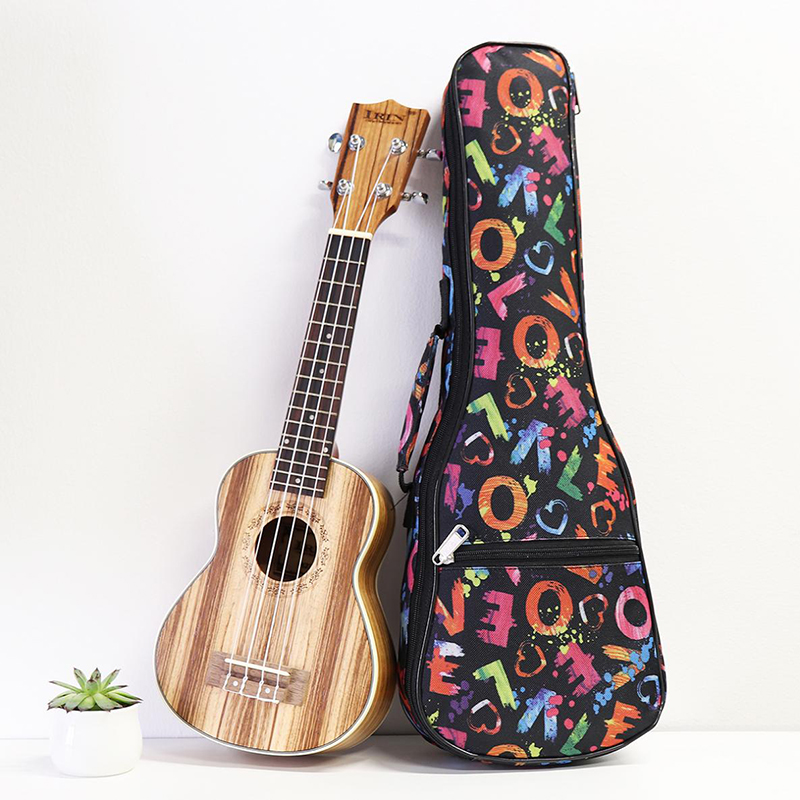 Etui pour Ukulélé - 3 tailles au choix - nombreux coloris dispo