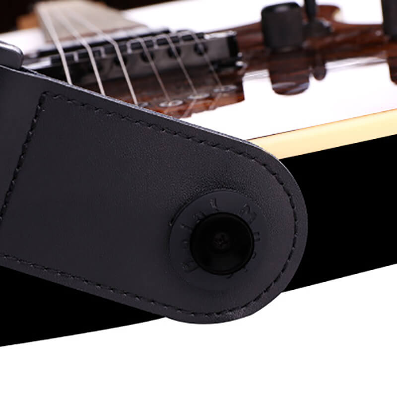 accroche sangle ethno-chic pour guitare classique